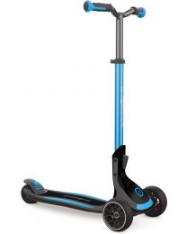Globber Ultimum Step avec 3 roues en Bleu (jusqu'à 100 kg)